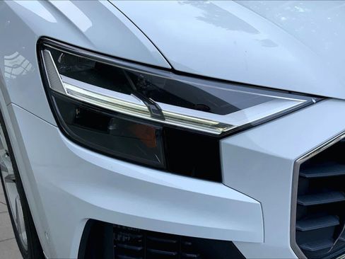 Used 2021 Audi Q8 Premium Plus w/ Premium Plus Package AWD/4WD image 26