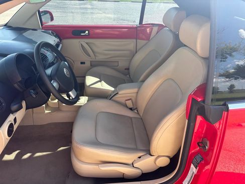 Used 2004 Volkswagen Beetle GLS image 10