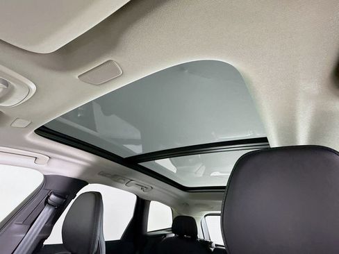 New 2026 Volvo XC60 B5 Ultra w/ Climate Package PRO image 23