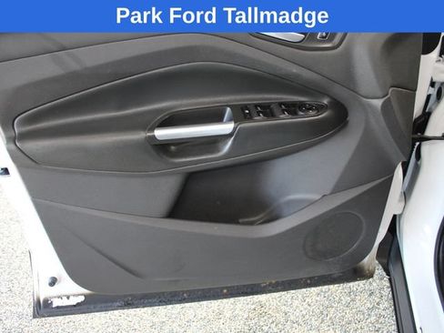 Used 2015 Ford Escape SE FWD image 11