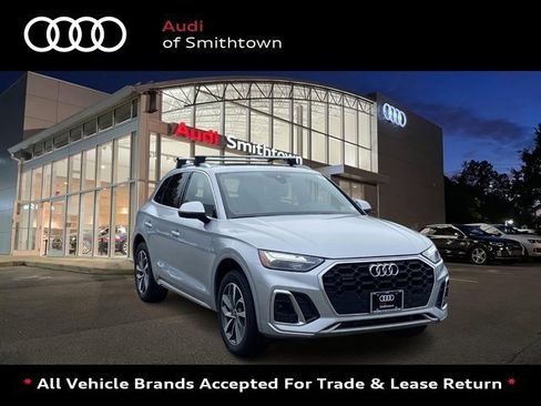 Certified 2022 Audi Q5 2.0T Premium w/ Convenience Package image 1