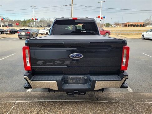 Used 2023 Ford F250 XLT image 4