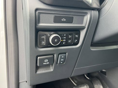 New 2026 Ford F150 Platinum w/ Equipment Group 702A High image 19