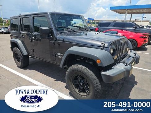 Used 2018 Jeep Wrangler Unlimited Sport S AWD/4WD image 1
