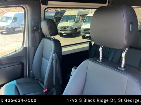 Used 2026 Mercedes-Benz Sprinter 2500 image 16