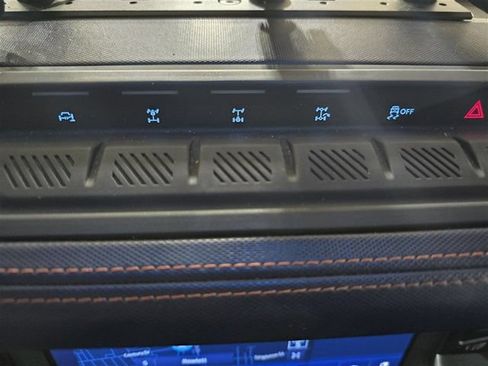 Used 2023 Ford Bronco Raptor AWD/4WD image 16