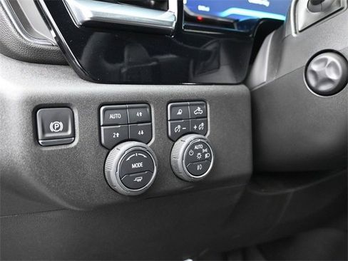 Certified 2026 Chevrolet Silverado 1500 High Country image 21
