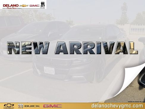 Used 2018 Dodge Charger R/T w/ Blacktop Package RWD image 1