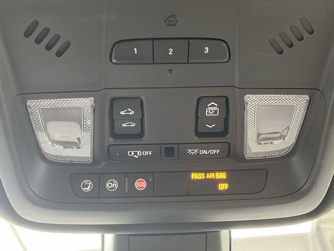 Used 2017 Cadillac XT5 Luxury w/ Driver Awareness Package image 27