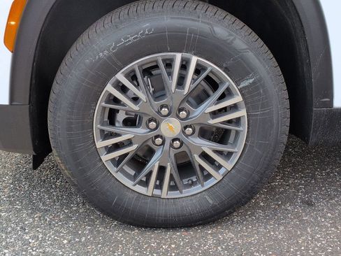 New 2026 Chevrolet Traverse LT w/ LPO, Floor Liner Package image 29