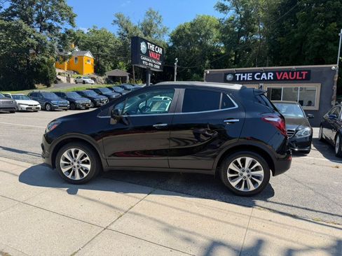 Used 2020 Buick Encore Preferred w/ Safety Package FWD image 3