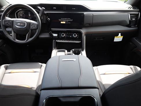 New 2026 GMC Sierra 2500 AT4 w/ Technology Package AWD/4WD image 19