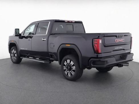 Used 2025 GMC Sierra 2500 Denali w/ Denali Reserve Package AWD/4WD image 3