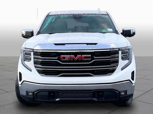 Used 2023 GMC Sierra 1500 SLT w/ SLT Premium Package AWD/4WD image 4