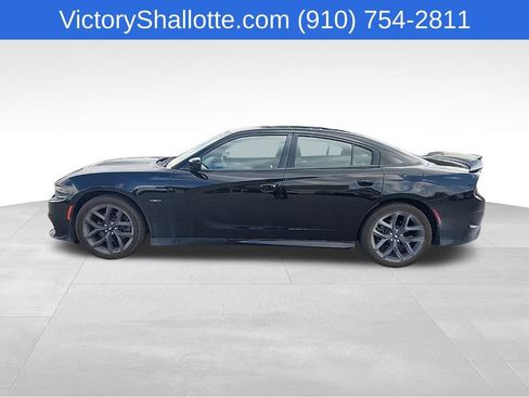 Used 2019 Dodge Charger R/T w/ Blacktop Package RWD image 15