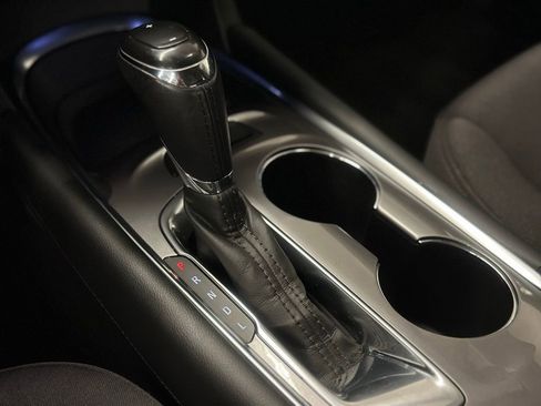 Certified 2018 Chevrolet Malibu LT image 31