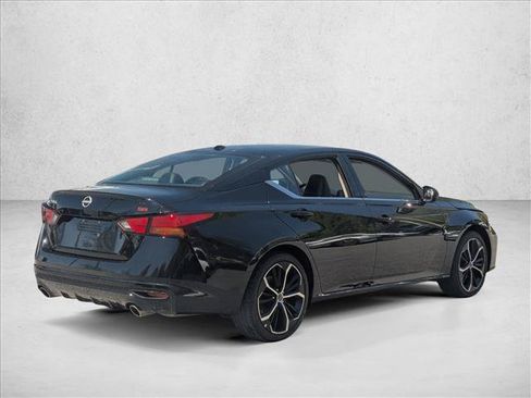 Used 2024 Nissan Altima 2.5 SR FWD image 5