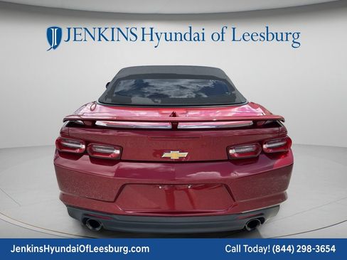 Used 2024 Chevrolet Camaro LT w/ Technology Package RWD image 6