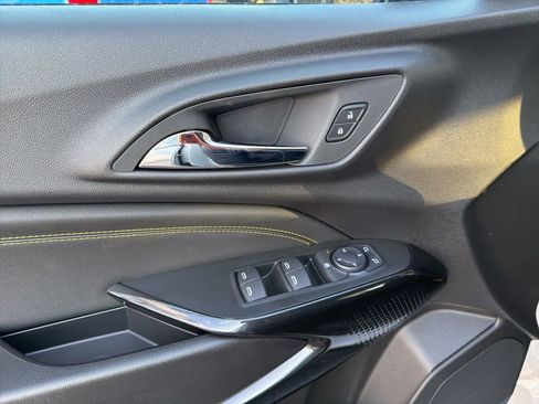 New 2026 Chevrolet Trax ACTIV w/ Sunroof Package image 21