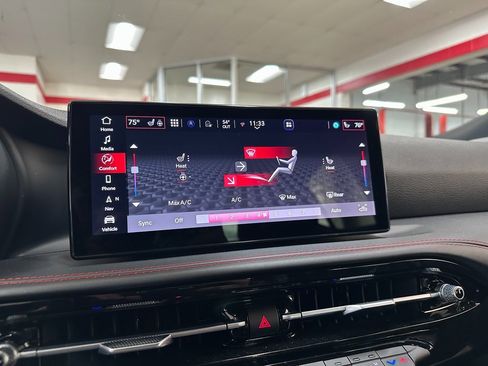 Used 2024 Dodge Hornet R/T Plus image 23