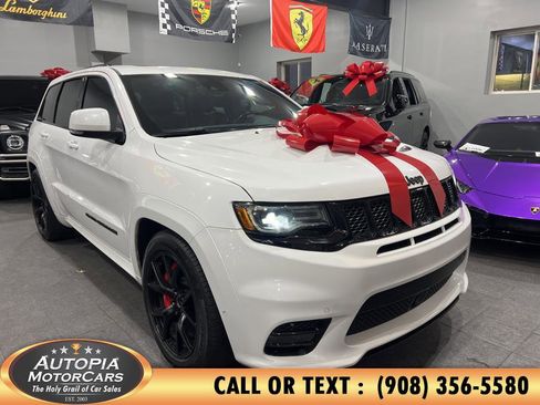 Used 2021 Jeep Grand Cherokee SRT image 6