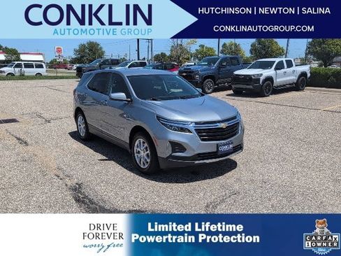 Used 2024 Chevrolet Equinox LT AWD/4WD image 1