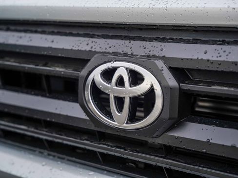 New 2026 Toyota Tacoma SR5 image 6