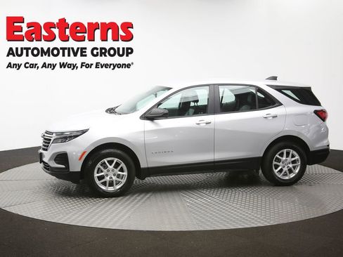 Used 2022 Chevrolet Equinox LS image 59
