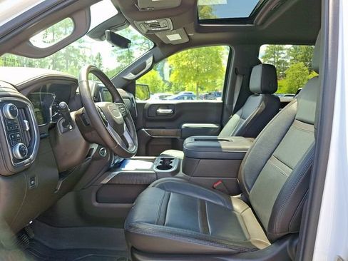 Used 2020 GMC Sierra 1500 Denali w/ Denali Ultimate Package AWD/4WD image 17