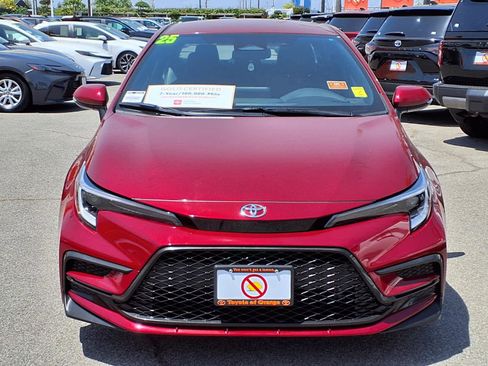 Certified 2025 Toyota Corolla SE FWD image 2