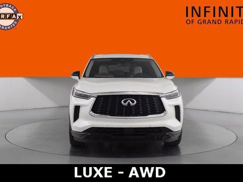 Used 2024 INFINITI QX60 Luxe image 2