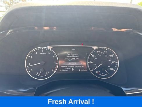 Used 2025 Nissan Pathfinder SV FWD image 6
