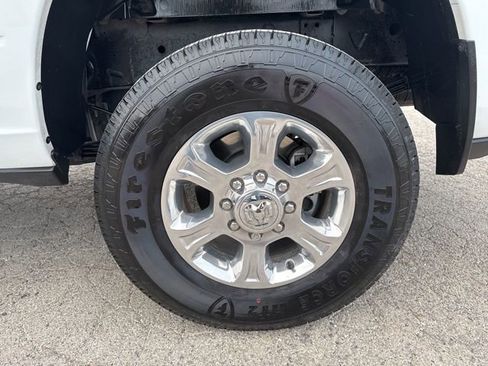 Used 2025 RAM 3500 Big Horn image 28