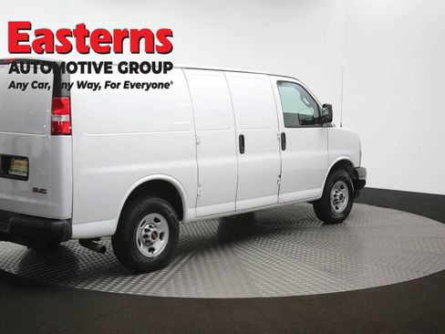 Used 2020 GMC Savana 3500 w/ Driver Convenience Package RWD image 41