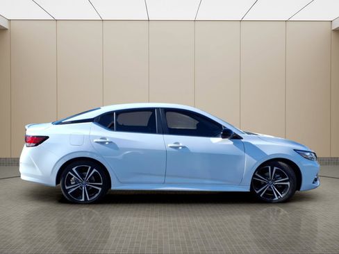 Used 2023 Nissan Sentra SR image 5