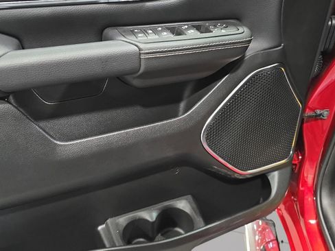 New 2026 RAM 1500 Laramie w/ Chrome Appearance Group image 9