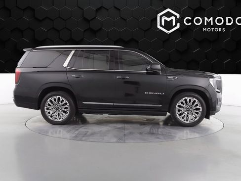 Used 2023 GMC Yukon Denali Ultimate image 2