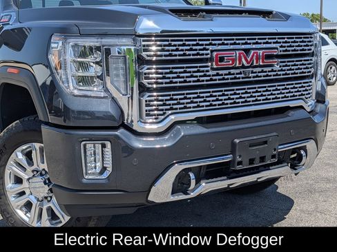 Used 2023 GMC Sierra 2500 Denali w/ Denali Ultimate Package AWD/4WD image 10