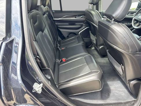 Used 2023 Jeep Grand Cherokee 4WD 4xe w/ Luxury Tech Group II image 14