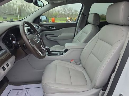 Used 2018 GMC Acadia SLT image 18