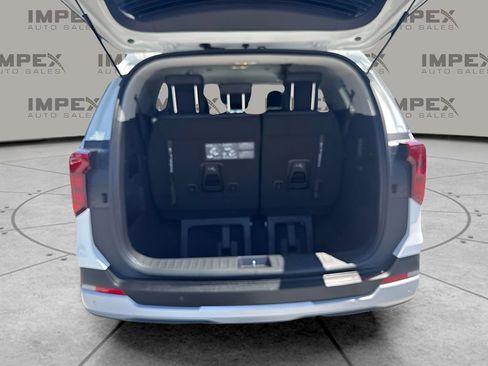 Used 2026 Kia Carnival LXS FWD image 16
