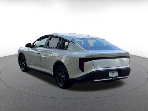 Used 2025 Kia K4 FWD image 11