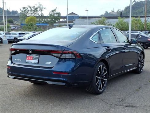 New 2026 Honda Accord Touring image 4