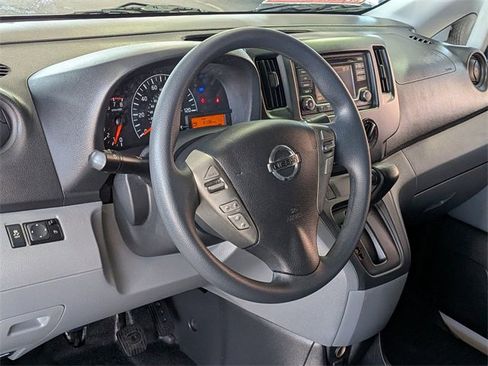 Used 2019 Nissan NV200 SV image 14
