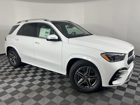 New 2026 Mercedes-Benz GLE 450 450 4MATIC image 2