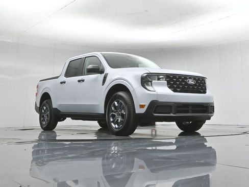 Used 2026 Ford Maverick XLT FWD image 47