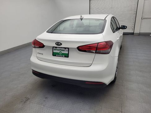 Used 2018 Kia Forte LX w/ LX Popular Package image 7