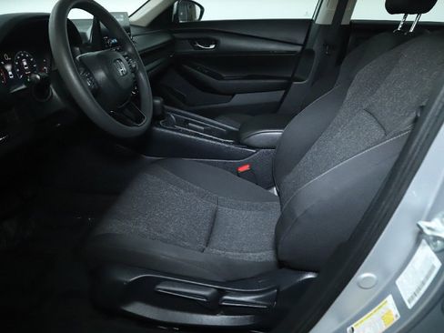 Used 2025 Honda Accord LX image 20