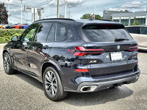 Used 2024 BMW X5 xDrive40i w/ M Sport Package AWD/4WD image 12