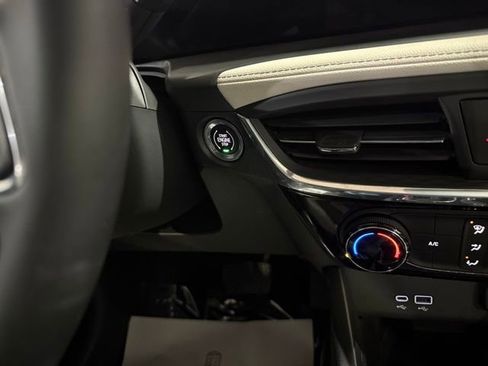 Used 2025 Buick Encore GX Sport Touring image 18